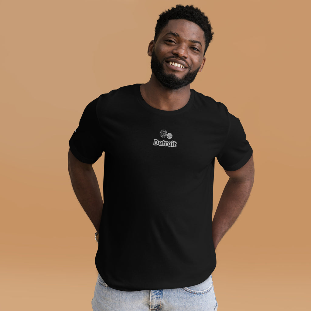 Men's embroidered t-shirts